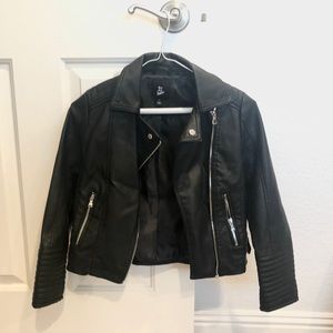 Girls art class leather like jacket size M